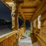 Na Przeleczy Wood House & Mountain View & Jacuzzi - Balia Ogrodowa *