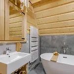 Na Przeleczy Wood House & Mountain View & Jacuzzi - Balia Ogrodowa *
