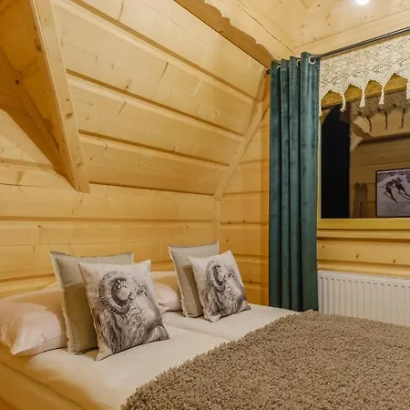 Na Przeleczy Wood House & Mountain View בקתה מורזאסיחלה